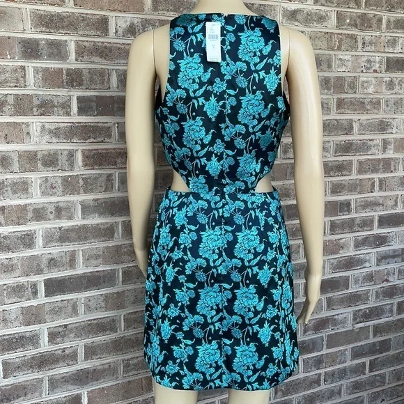 Anthropologie x Hutch Floral Jacquard Cut Out Mini Dress NWT‎ - Size 4 - Picture 3 of 16